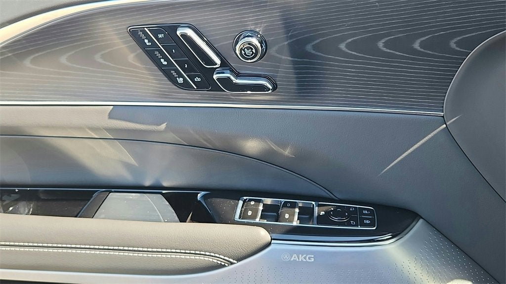 2026 Cadillac LYRIQ Premium Luxury