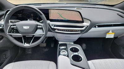 2024 Cadillac LYRIQ Luxury 2