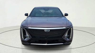 2024 Cadillac LYRIQ Luxury 2
