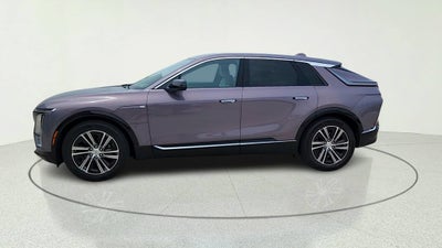 2024 Cadillac LYRIQ Luxury 2