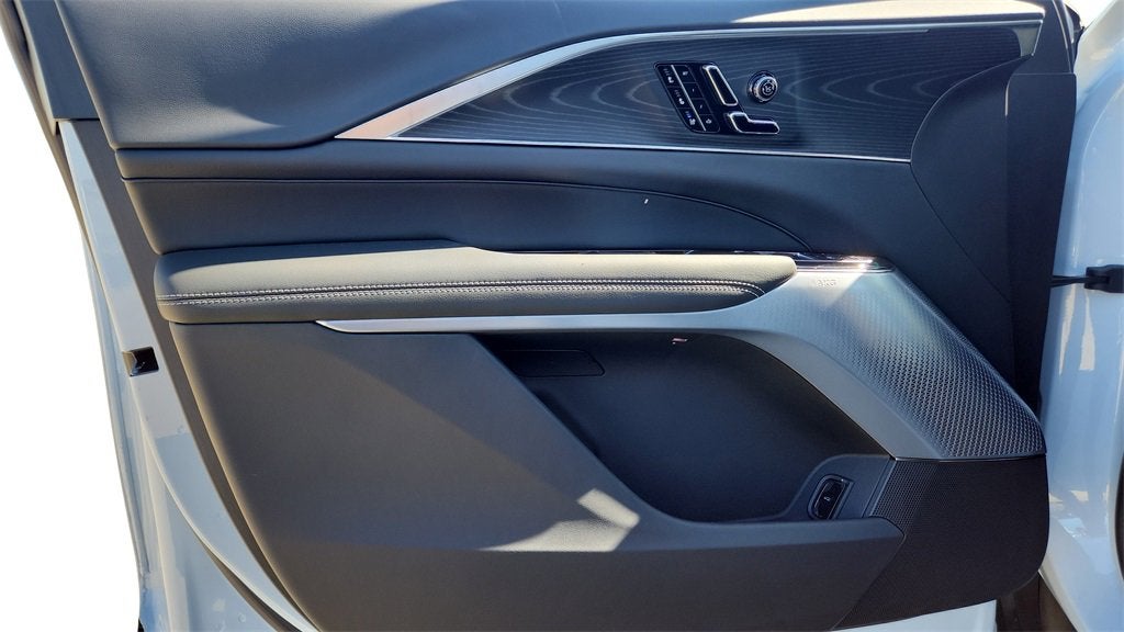 2026 Cadillac LYRIQ Premium Luxury