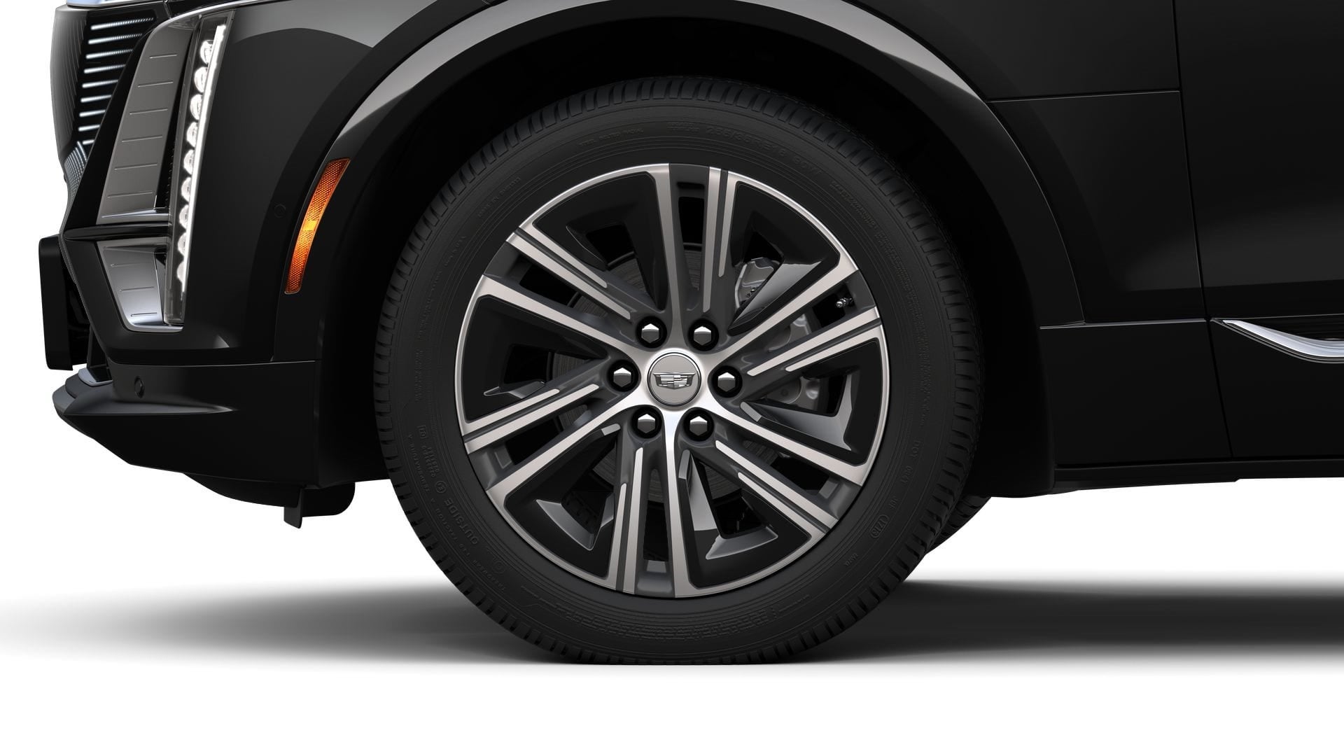 2025 Cadillac LYRIQ Luxury 2