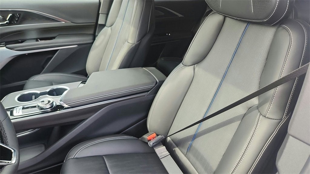 2026 Cadillac LYRIQ Premium Luxury