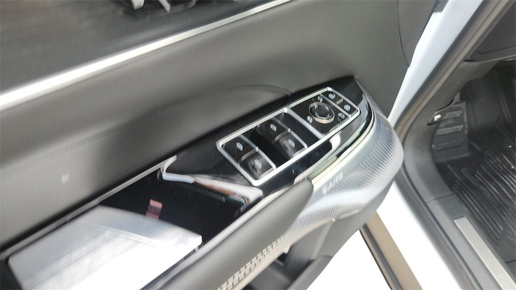 2026 Cadillac LYRIQ Premium Luxury