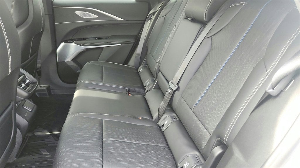 2026 Cadillac LYRIQ Premium Luxury