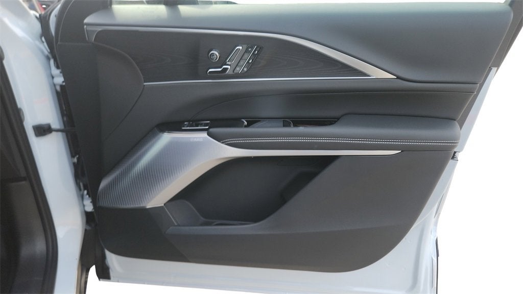 2026 Cadillac LYRIQ Premium Luxury