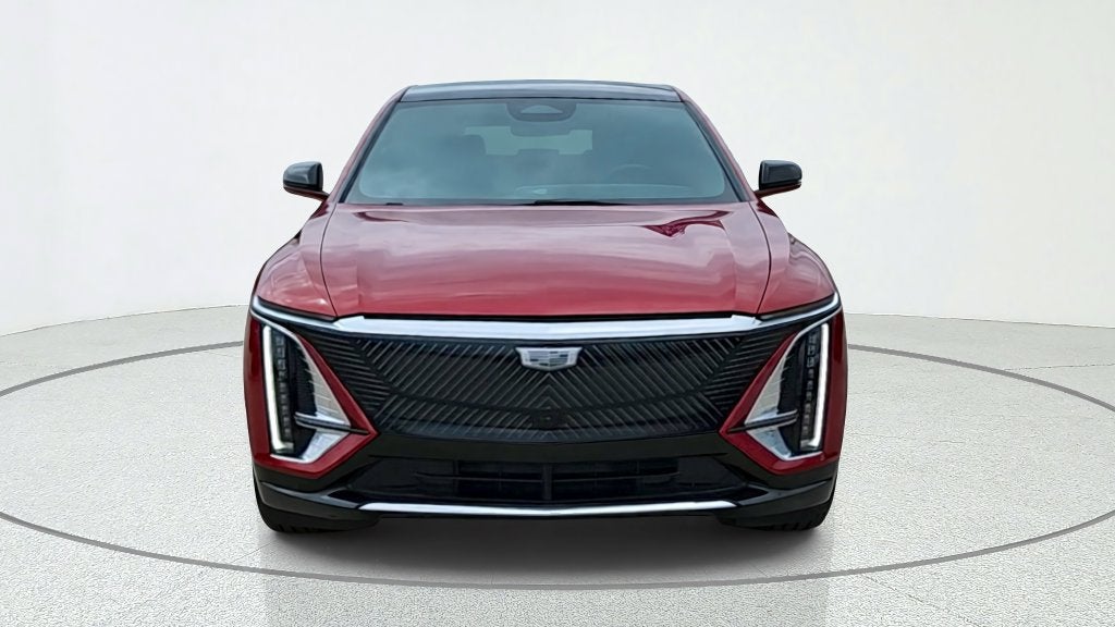 2024 Cadillac LYRIQ Luxury 2