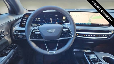 2025 Cadillac LYRIQ Luxury 2