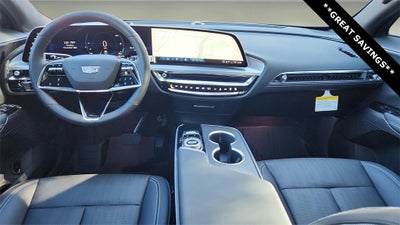 2025 Cadillac LYRIQ Luxury 2