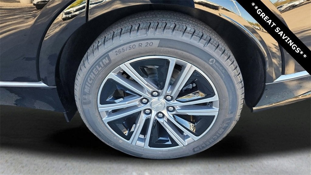 2025 Cadillac LYRIQ Luxury 2