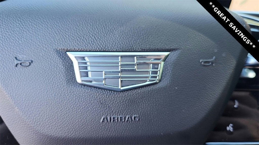 2025 Cadillac LYRIQ Luxury 2