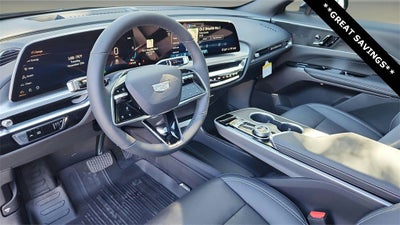 2025 Cadillac LYRIQ Luxury 2