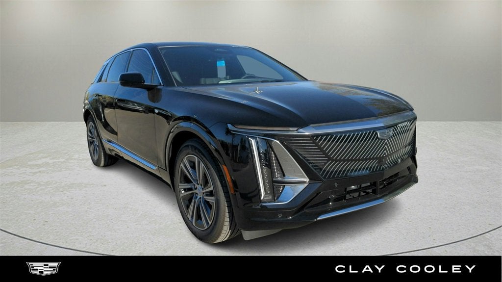 2025 Cadillac LYRIQ Luxury 3