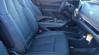 2025 Cadillac LYRIQ Luxury 3