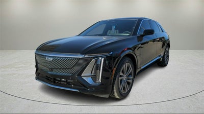 2025 Cadillac LYRIQ Luxury 3