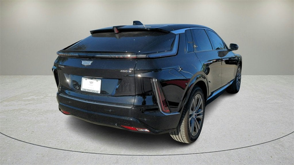 2025 Cadillac LYRIQ Luxury 3