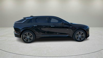 2025 Cadillac LYRIQ Luxury 3