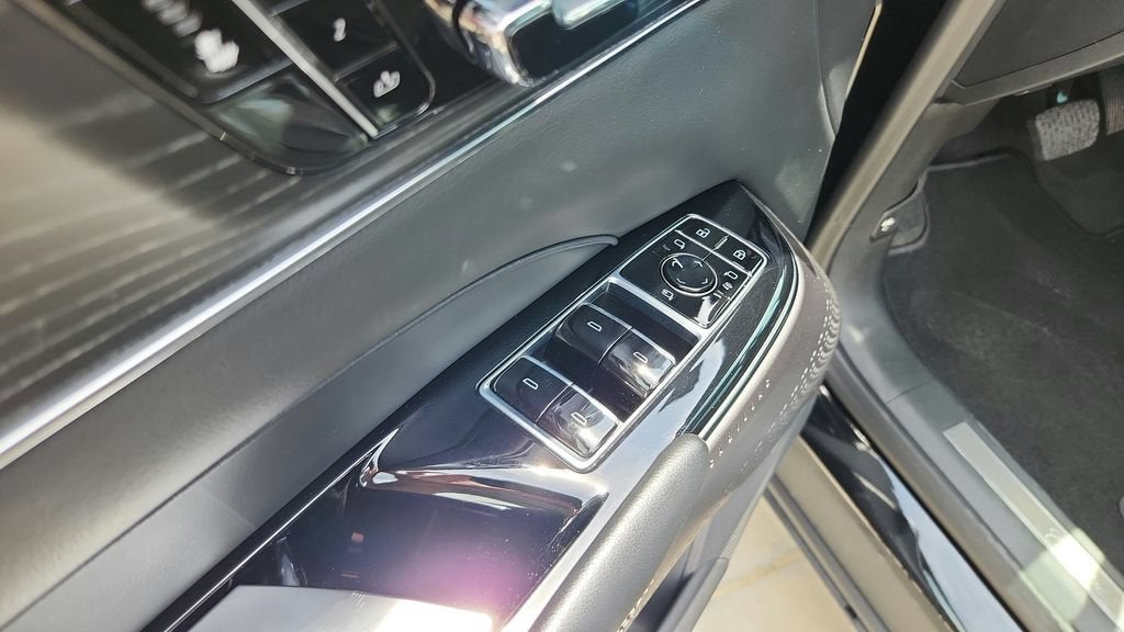 2024 Cadillac LYRIQ Sport 1