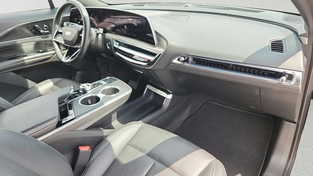 2024 Cadillac LYRIQ Sport 1