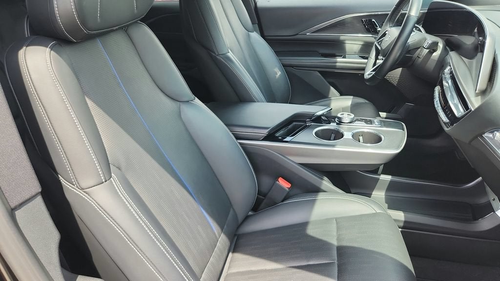 2024 Cadillac LYRIQ Sport 1