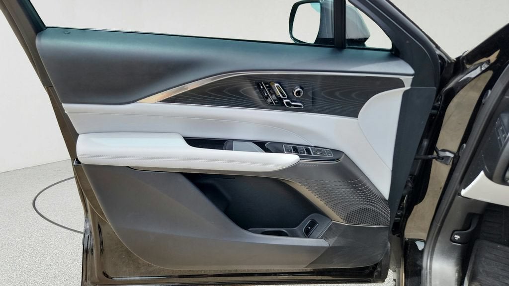 2024 Cadillac LYRIQ Sport 1
