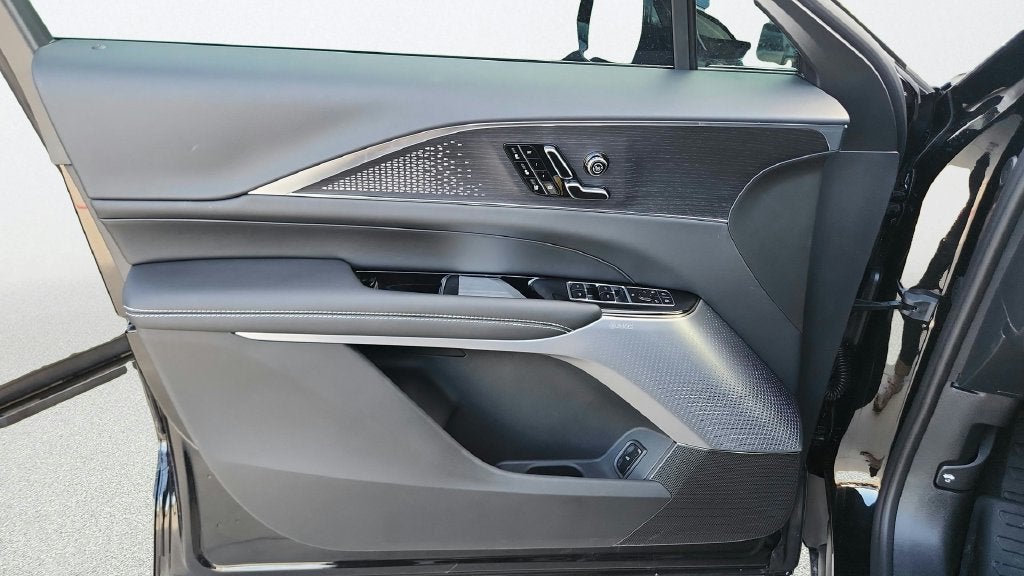 2027 Cadillac LYRIQ Signature Luxury