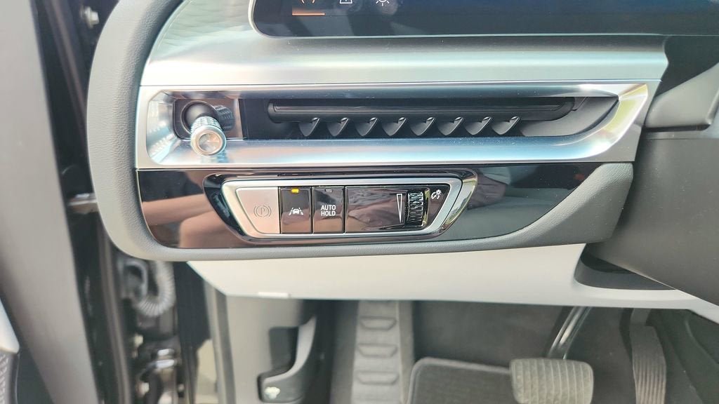 2024 Cadillac LYRIQ Sport 1