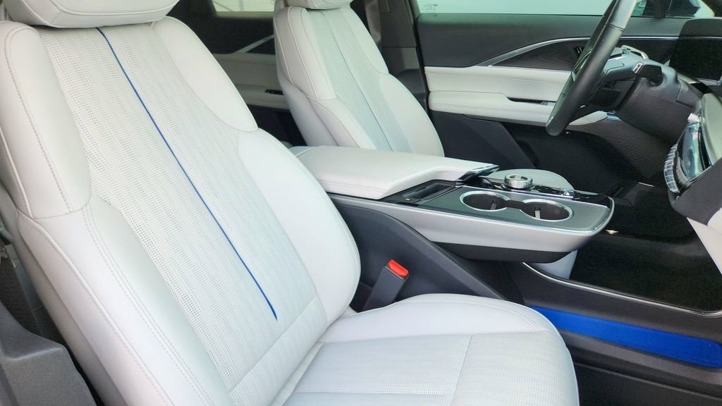 2024 Cadillac LYRIQ Sport 1