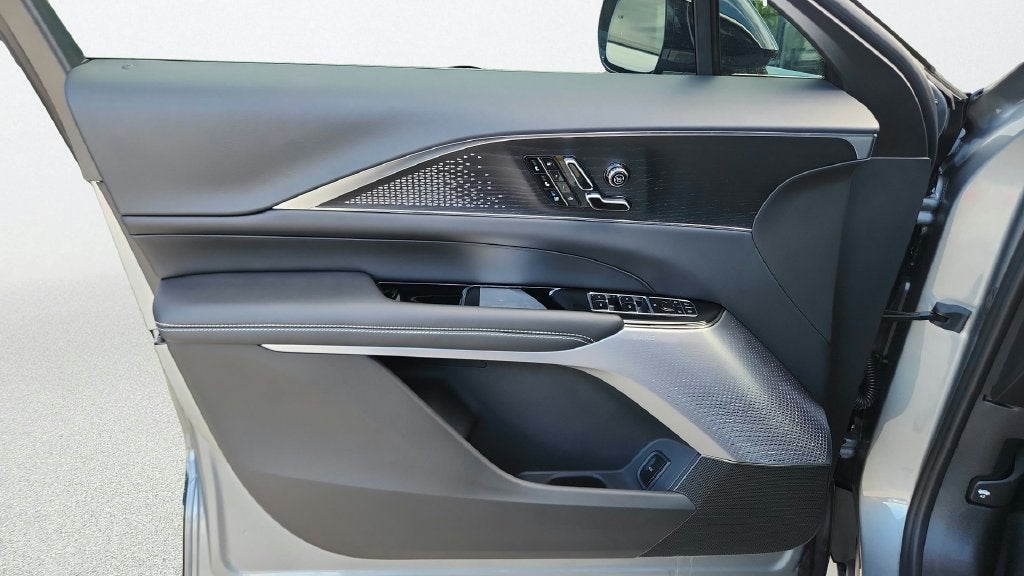 2027 Cadillac LYRIQ Signature Luxury