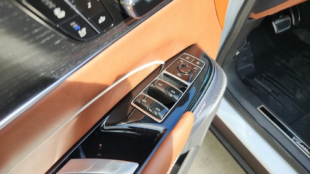 2027 Cadillac LYRIQ Signature Luxury
