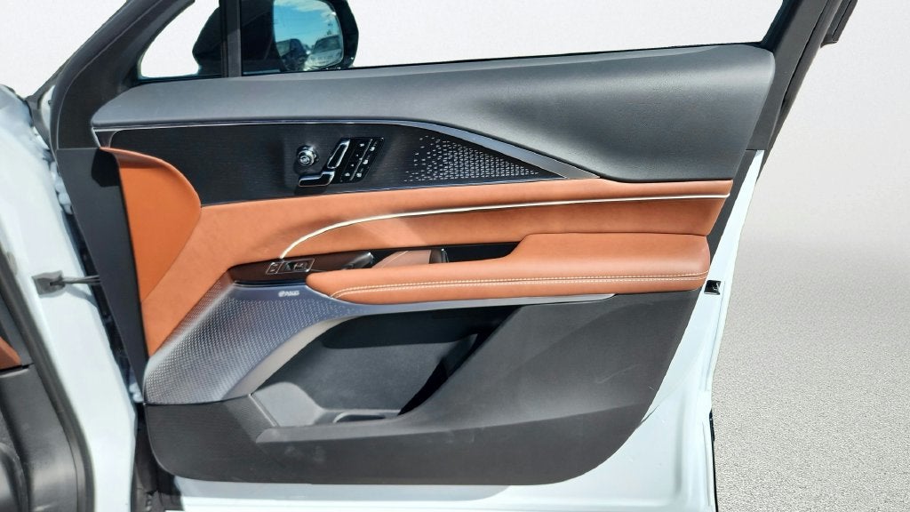 2027 Cadillac LYRIQ Signature Luxury