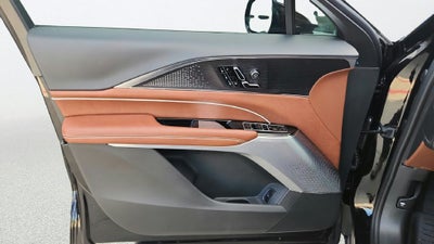 2027 Cadillac LYRIQ Signature Luxury