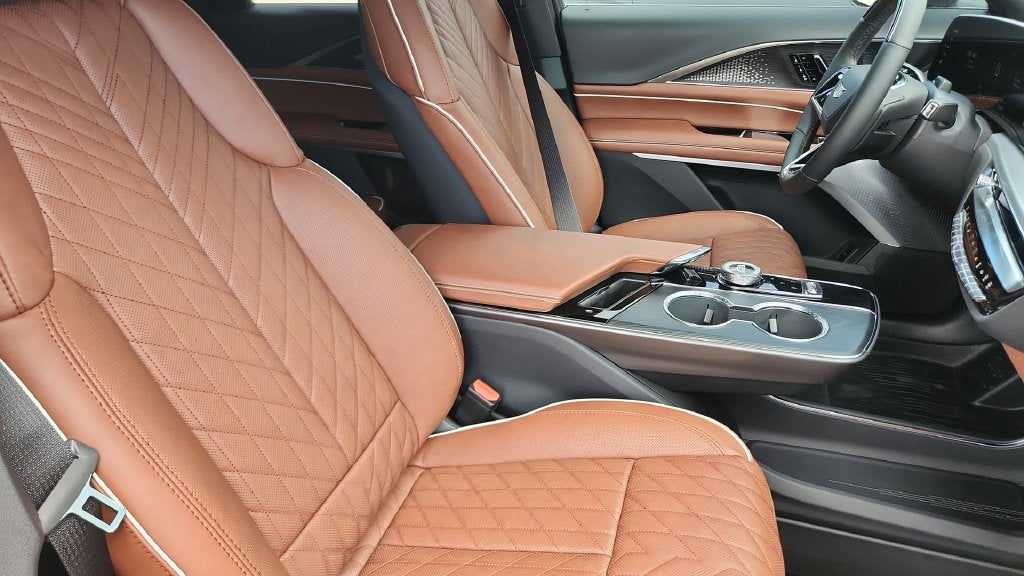 2027 Cadillac LYRIQ Signature Luxury