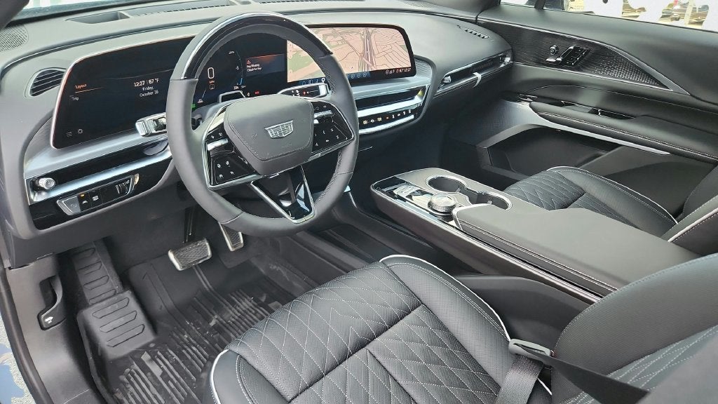 2027 Cadillac LYRIQ Signature Luxury
