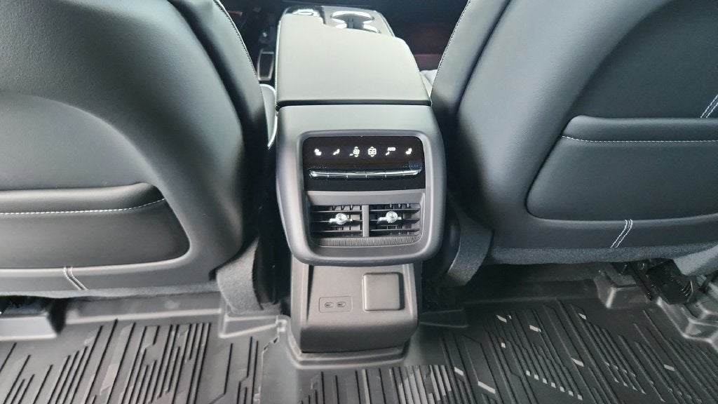 2027 Cadillac LYRIQ Signature Luxury