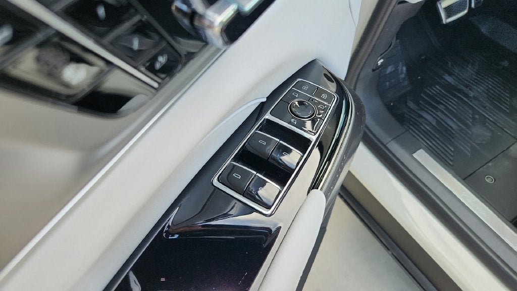2027 Cadillac LYRIQ Sport