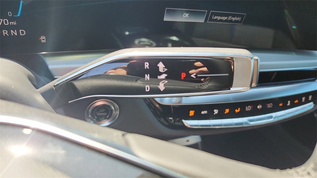 2025 Cadillac LYRIQ Sport 2