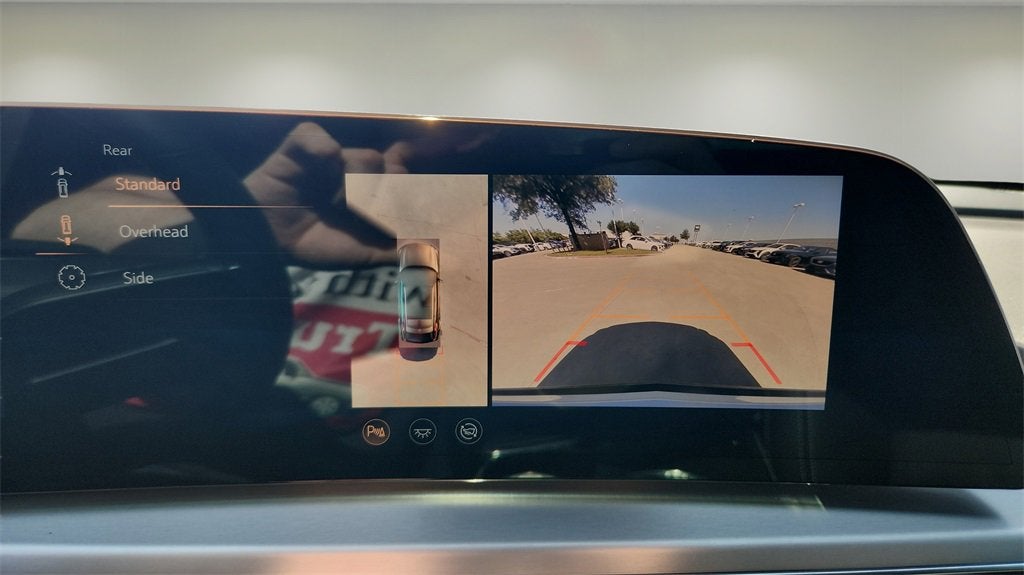 2025 Cadillac LYRIQ Sport 2