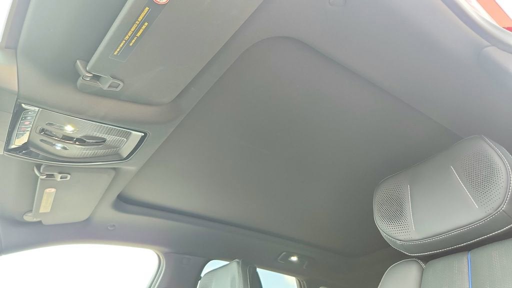 2025 Cadillac LYRIQ Sport 2