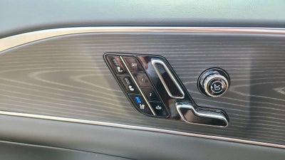 2025 Cadillac LYRIQ Sport 2