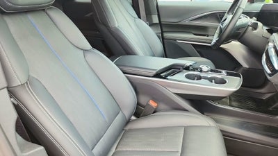 2025 Cadillac LYRIQ Sport 2