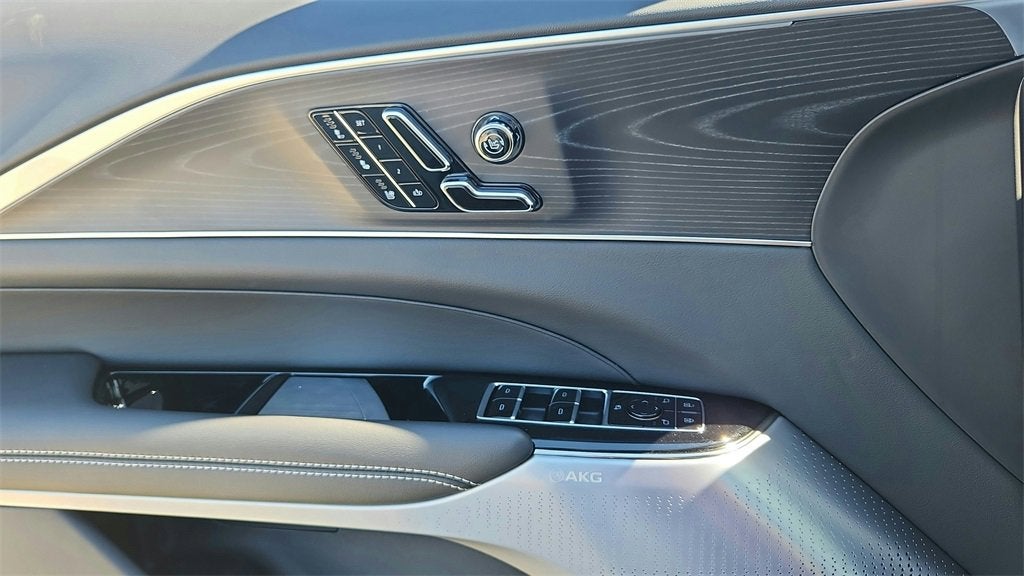 2026 Cadillac LYRIQ Signature Sport