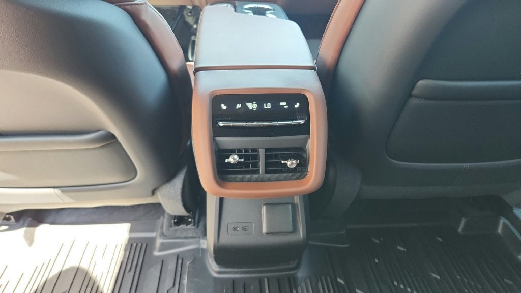 2027 Cadillac LYRIQ Signature Sport