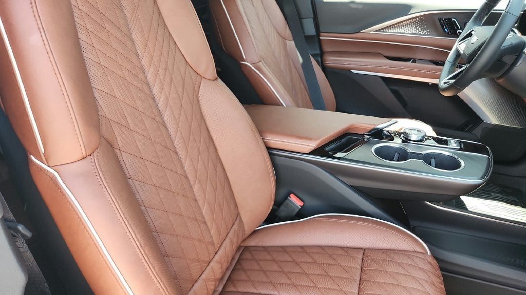 2027 Cadillac LYRIQ Signature Sport
