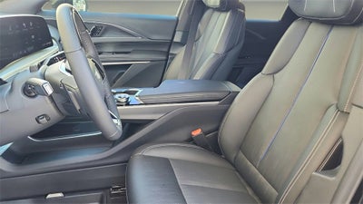 2025 Cadillac LYRIQ Sport 3