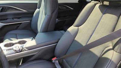 2025 Cadillac LYRIQ Sport 3