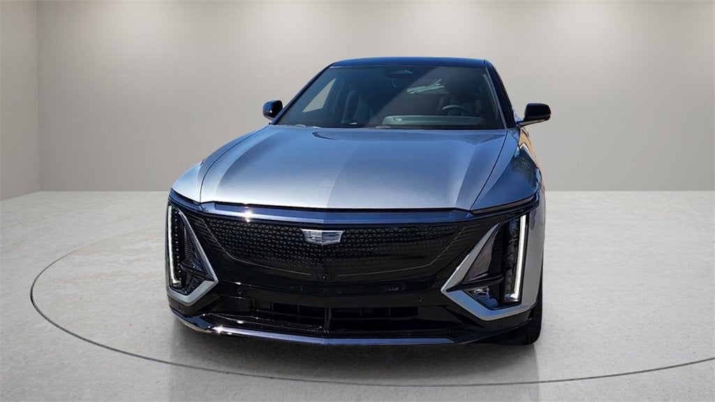 2025 Cadillac LYRIQ Sport 3