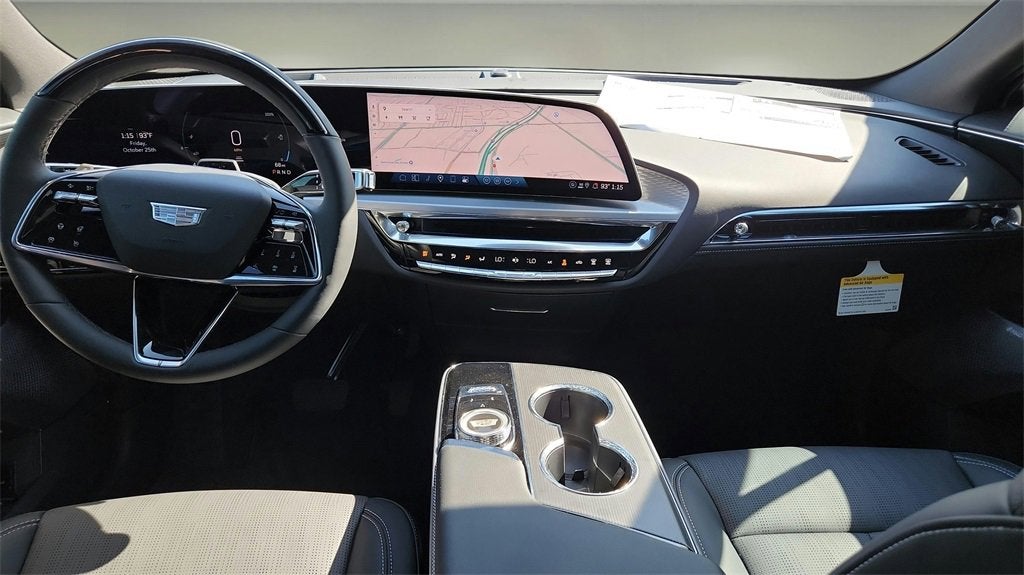 2025 Cadillac LYRIQ Sport 3