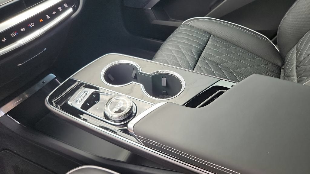 2027 Cadillac LYRIQ Signature Sport