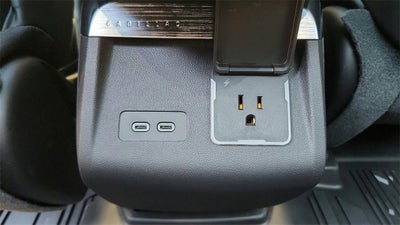 2025 Cadillac LYRIQ Sport 3